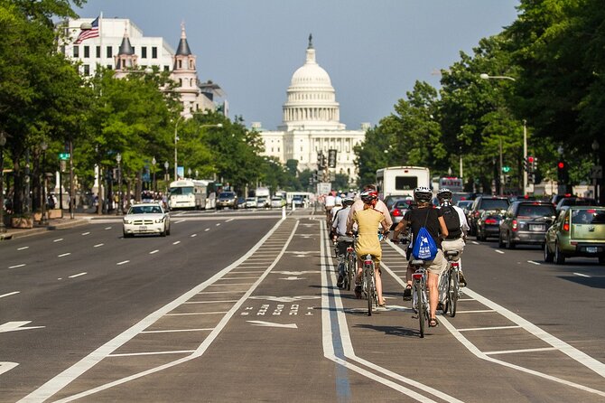 2 Hour Guided Bike Tour of Capitol Hill - Stop One: The White House With Watchful Timing