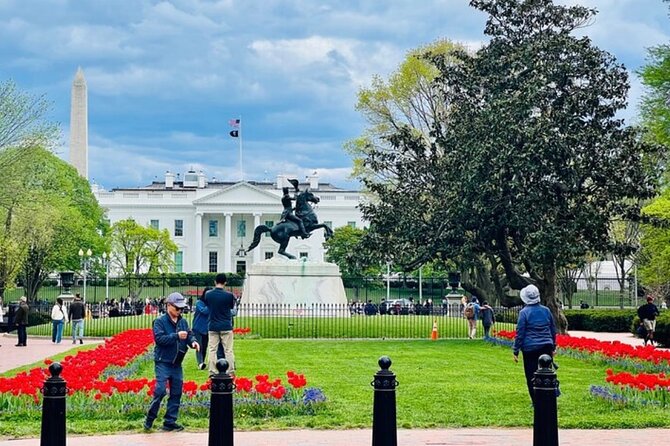 3 Hour Tour Of Washington, D.C. The Nucleus Of Democracy - Your night route: 16 stops from the Capitol to the White House
