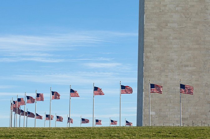 Afternoon Mount Vernon and Alexandria Tour plus DC Night Tour - Guides on the day vs. night: microphone energy and tone