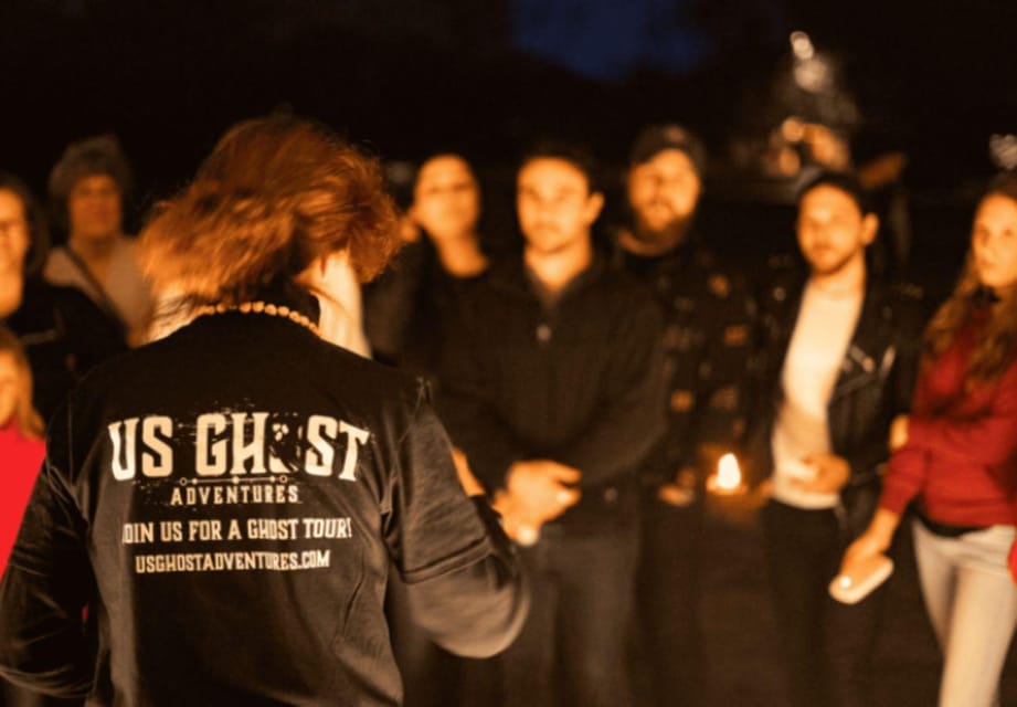 Alexandria: Ultimate Dead of Night Walking Ghost Tour - First stop: the Ice Well and finding your guide fast