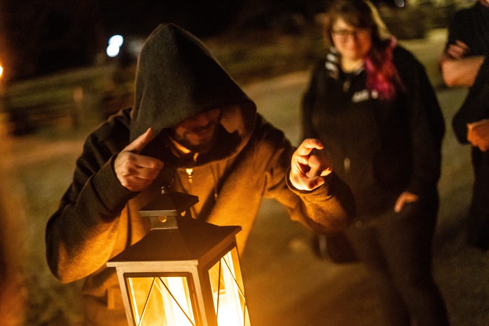 Alexandria: Ultimate Dead of Night Walking Ghost Tour - How the guide blends history, local interviews, and scares