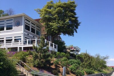 Chesapeake Beach Guided Walking Tour - The Cliffs - The boardwalk down to the Cliffs of Calvert