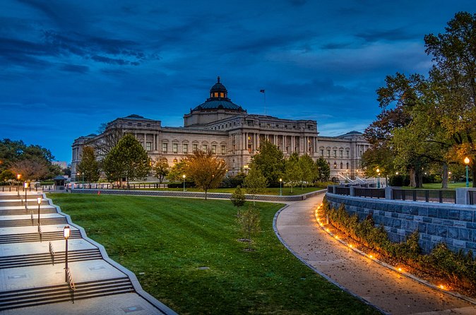 Dark History: Scandals of Capitol Hill Evening Walking Tour - U.S. Capitol: Senate and House Spaces in One Big Story