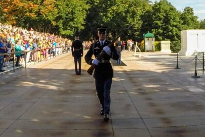 Day or Night National Mall Bus Tour with Arlington Cemetery Walk - The Tomb of the Unknown Soldier and the Changing of the Guard