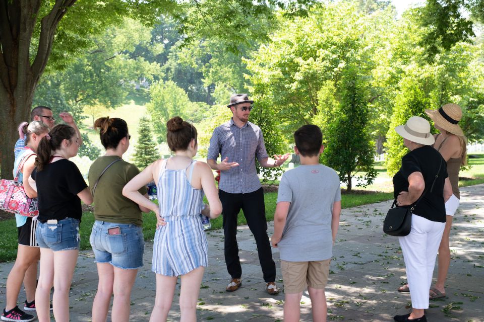 DC: Arlington National Cemetery Guided Walking Tour - The Changing of the Guard: the ceremony that pulls you in