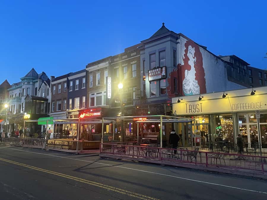 DC: Evening Local Neighborhood Food Tour with DrinkEatWalk - Key moments you’ll remember