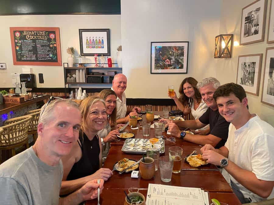 DC: Evening Local Neighborhood Food Tour with DrinkEatWalk - Hank’s Oyster Bar: a Dupont Circle start with seafood and a cocktail
