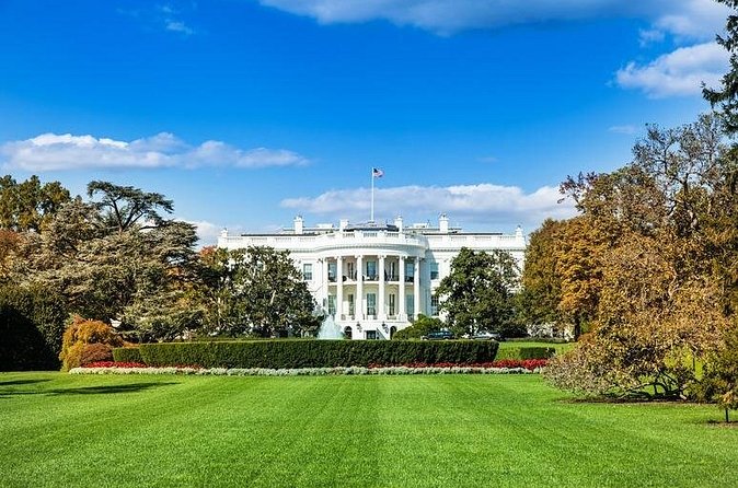 DC Monuments and Memorials Tour Day Tour - The White House: Short Window, Best Angles, Zero Tickets Stress