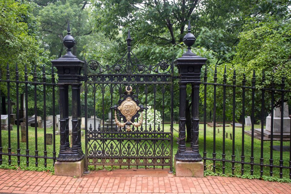 DC: Private Day Trip to Thomas Jefferson’s Monticello Estate - The Real Value of $1,078 Per Group Up To 5