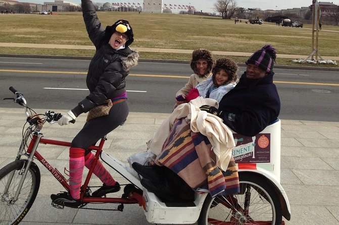 DC Rickshaw Monuments Tour - Discover DC Pedicab Tours Stop: A Built-In Pause Point