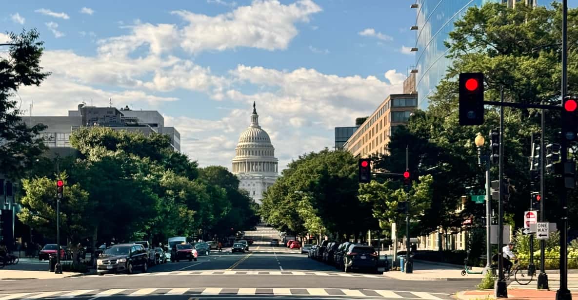 DC:Small Group Sunset Tour . - A 3-hour sunset sprint through DC’s biggest hits