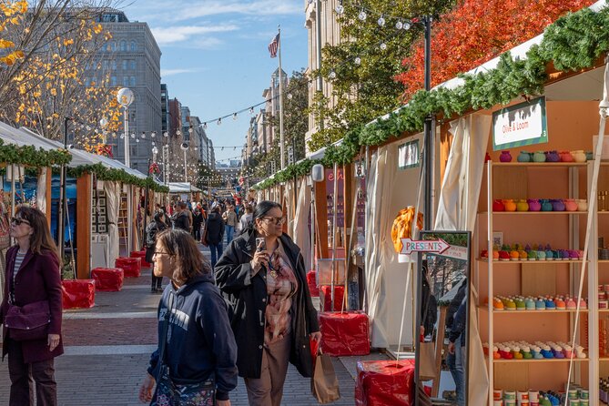 Downtown DC Holiday Tour: Lights, Decorations & Festive Cheer - Oldest hotel in DC: history that actually helps you map the city