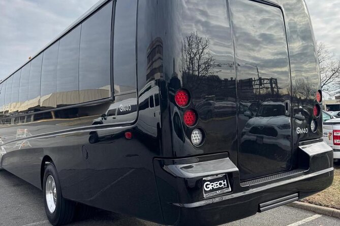 Executive Bus Private Day & Night Custom Tours of Washington DC - Driver narration: when it helps most, and when you should ask