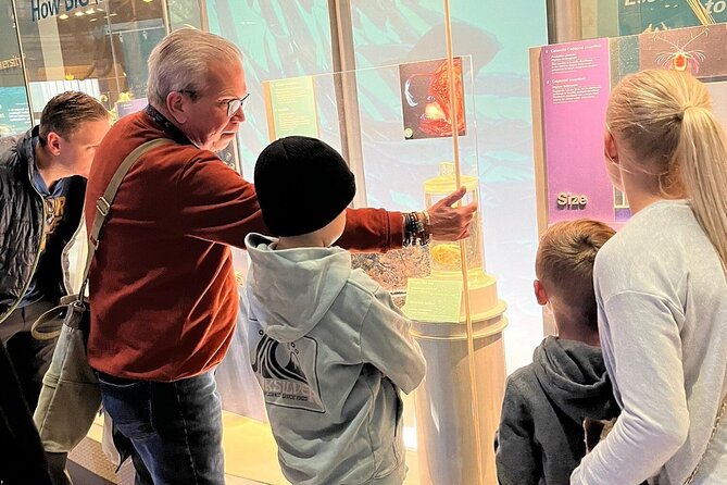 Family Friendly Smithsonian Natural History Museum Private Tour - Wildlife Exhibits: Polar Bears, Elephants, and Giraffes Without the Museum Fatigue