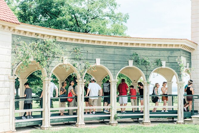 Full-Day Tour of Washington DC with Mount Vernon & Old Alexandria - Old Alexandria: When a Short Look Helps You Want More