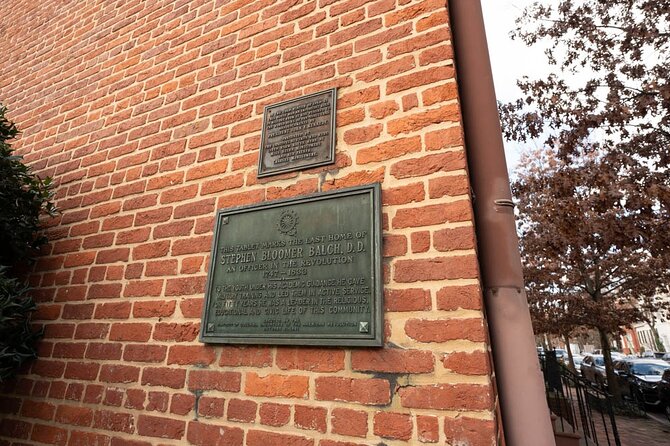 Georgetown Walking Tour: Spies, Presidents, and Exorcist Steps - Mary Pincot Meyers house: conspiracy and scandal on 34th St NW