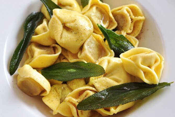 Gourmet Pasta Class in Washington D.C. (Includes 3-Course Meal) - Chef Jordan: Patient Teaching and a Fun Kitchen Mood