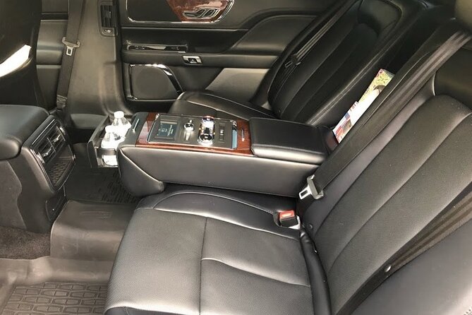 Luxury Airport Transfer DCA to/from Washington DC - Arrival and luggage help: the underrated part of airport transfers