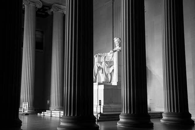 Monuments and Memorials Night Walking Tour - Price and what you’re really paying for at $43