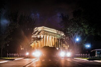 National Mall Night Tour with Washington Monument & 2 Museums - Meeting at 790 Pennsylvania Ave NW: your first “DC reality check”