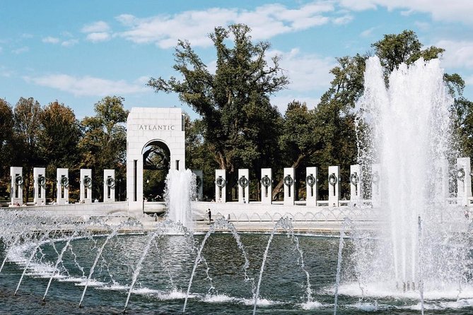 National Mall Tour w/ Washington Monument Semi-Private 12ppl Max - Vietnam Veterans Memorial, Korean War, WWII: Reading Grief and Service in Sequence