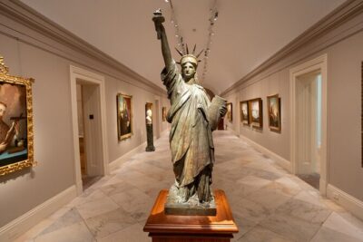 National Portrait Gallery & American Art Museum Semi-Private Tour - National Portrait Gallery: America’s Presidents plus real conversation
