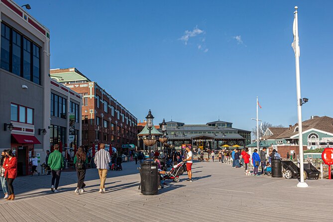 Old Town Alexandria in a Day with Round Trip Ferry Cruise - Should you book this Old Town Alexandria day trip?