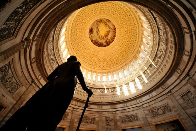 Presidential DC: Capitol Hill + DC Bus Tour, US Capitol Entry - White House Stop: Built for Photos, Limited by Security