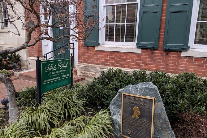 Presidents' Residences Walking Tour: Lafayette Sq + Foggy Bottom - Who this walking tour suits best