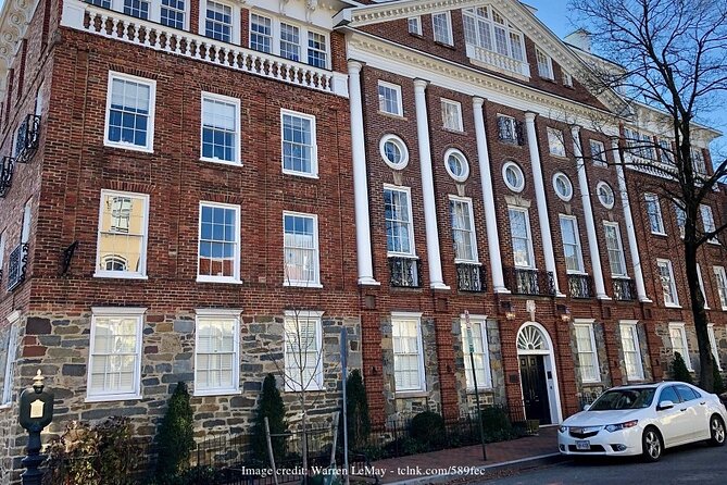 Private 4-Hour Walking Tour Exploring Historic Georgetown - Young JFK, Martin’s Tavern, and the proposal booth detail