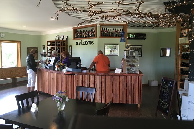 Private Loudoun County Wine Tour from DC with 3 Winery Stops - Your driver and guide matter more than you think