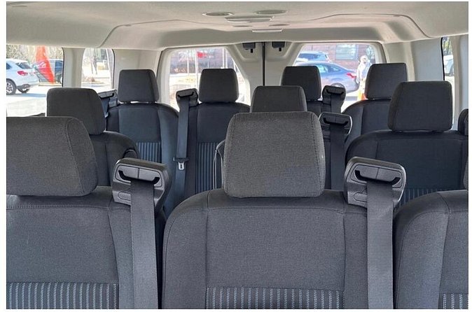 Private Ronald Reagan National Airport (DCA) transfer Round trip - Price and value: $300 per group up to 9 people