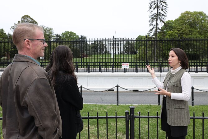 Private Tour of Washington DC (English/Portuguese) - Lincoln Memorial and the National Mall’s emotional chain
