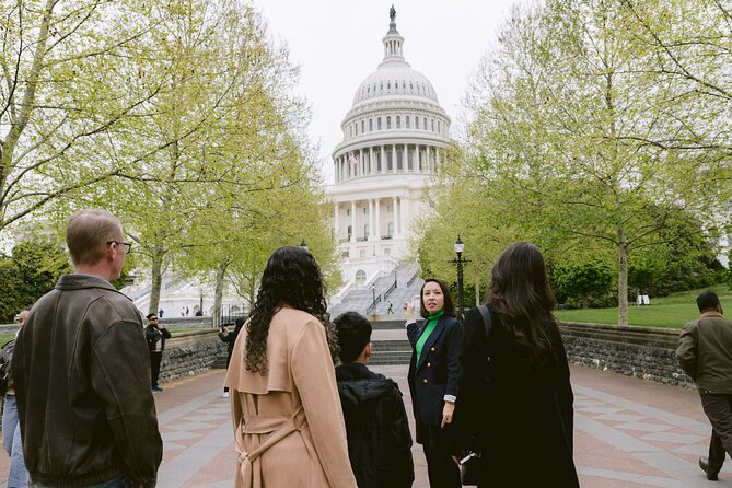 Private Tour of Washington DC (English/Portuguese) - Capitol Hill sights: Supreme Court and U.S. Capitol tickets not included