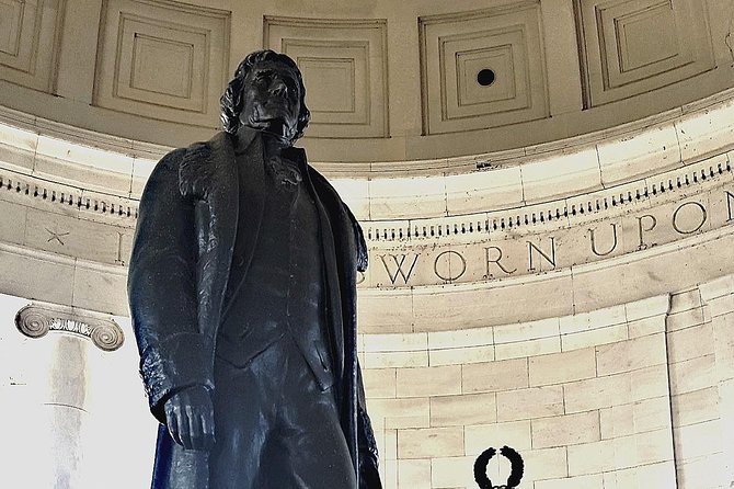 Private Washington DC/Arlington Cemetery Tour for up to 10 Guests - The guide experience: Christopher’s style (and why it matters)