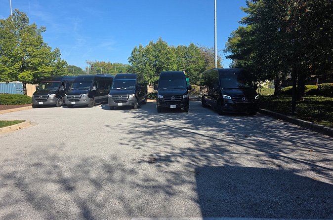 Roberts Luxury Transportation Shuttle Private Sightseeing Tour - Who should book Roberts Luxury Transportation Shuttle?