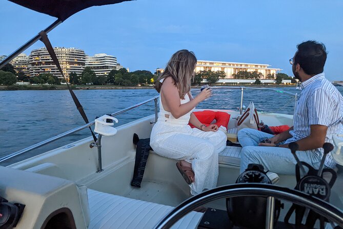 Scenic DC Fishing Charter on the Potomac - Theodore Roosevelt Island Park: spotting the river edges of DC