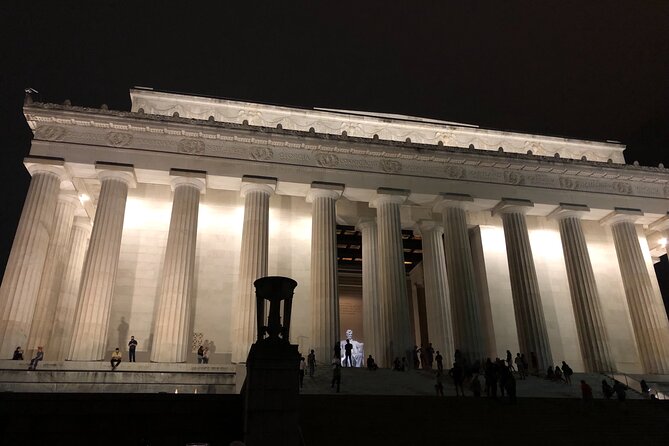 Semi-Private Evening Tour of Washington D.C. - Seeing DC Lit Up: Why Night Feels Different Than Day