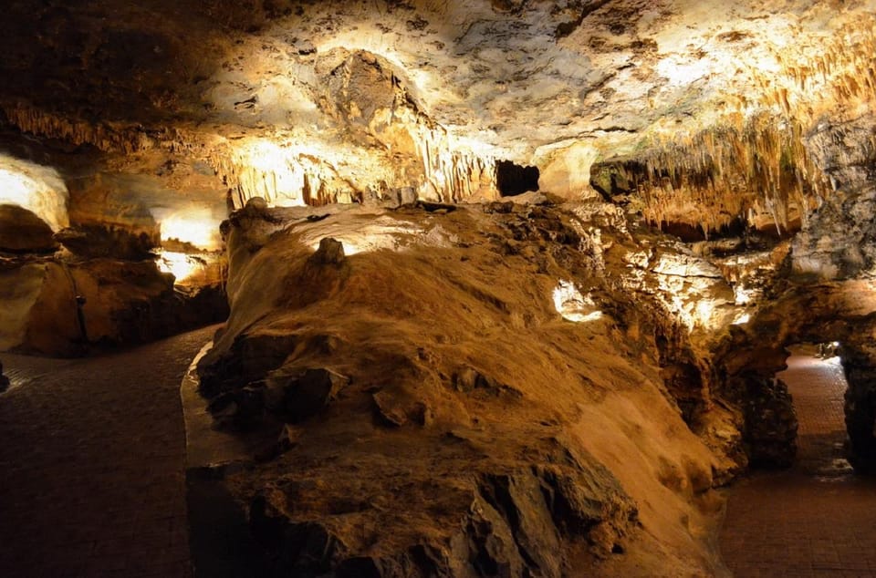 Shenandoah and Luray Caverns Small Group Tour from DC - Guide Quality on a Short Trip: Alper, Johnny, and Galen