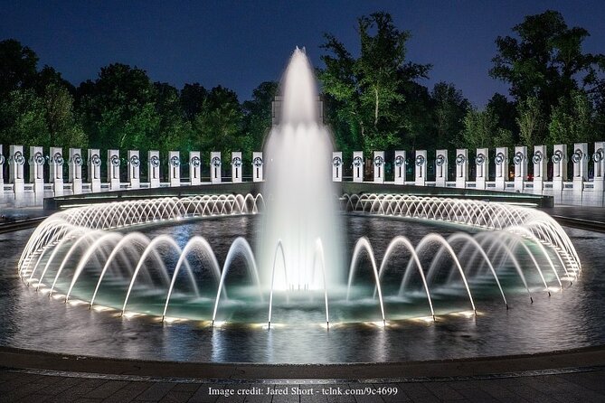 The National Mall Private 2.5-hour Evening Tour in Washington DC - Stop 2: Washington Monument and the WWII Memorial walk-by