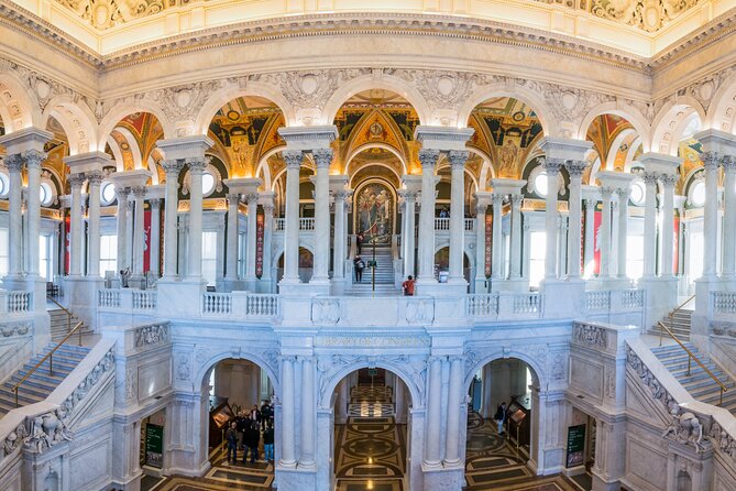 U.S. Capitol and Library of Congress Tour with Rotunda & Crypts - Guide Energy: Why People Mention Names Like Dwayne, Tyrone, and Rochelle