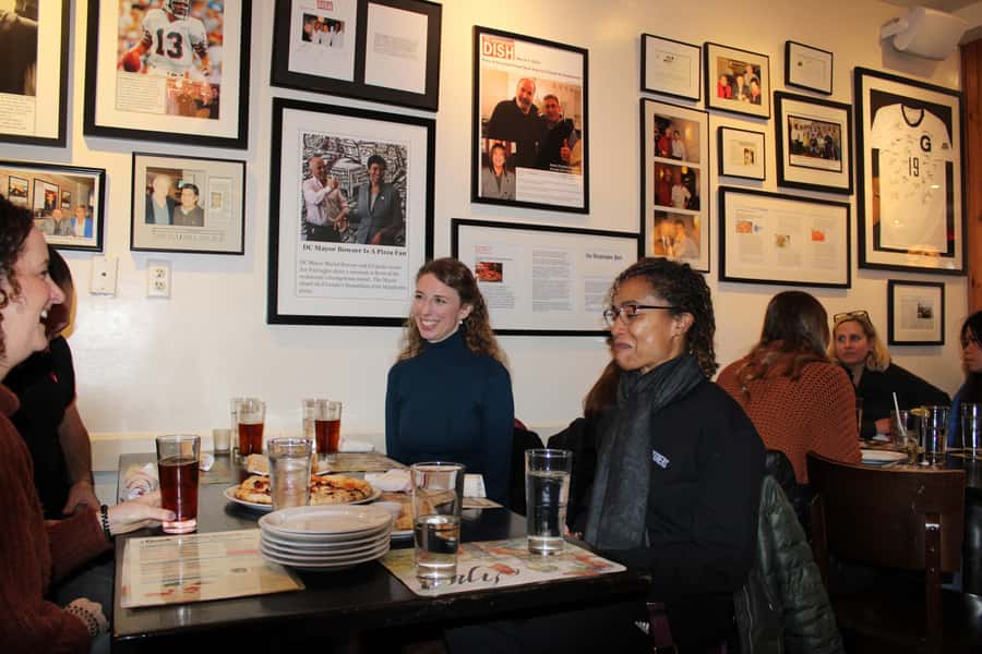 Washington D.C.: Georgetown Guided Secret Food Tour - The cupcake finale and the Secret Dish