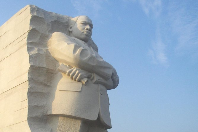 Washington DC 3 Hour Day Tour - Lincoln Memorial: Statue, MLK Speech Site, and Reflecting Pool Views