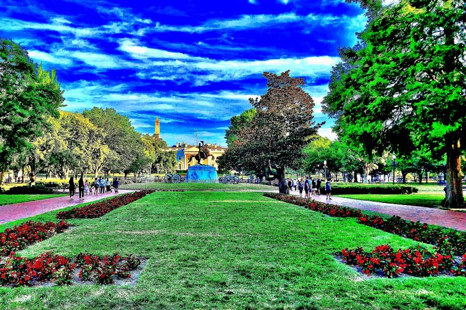 Washington DC City Guided Tour in Private Luxury Vehicle - U.S. Capitol, Washington Monument (closed), and the Botanic Garden option