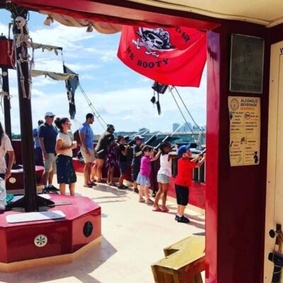 Washington DC: Family Treasure Hunt River Cruise - Meeting the Boomerang Pirate Ship at Washington Harbour