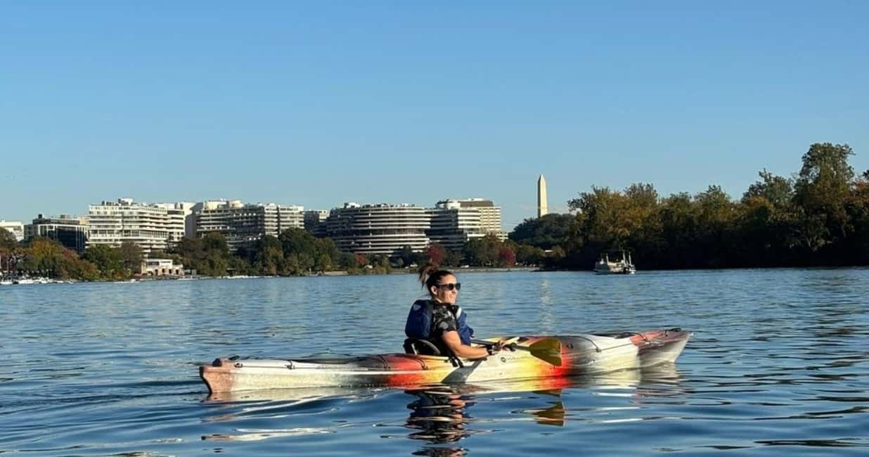 Washington, DC: Guided Kayak Tour of the Monuments - Theodore Roosevelt Island to the Watergate steps