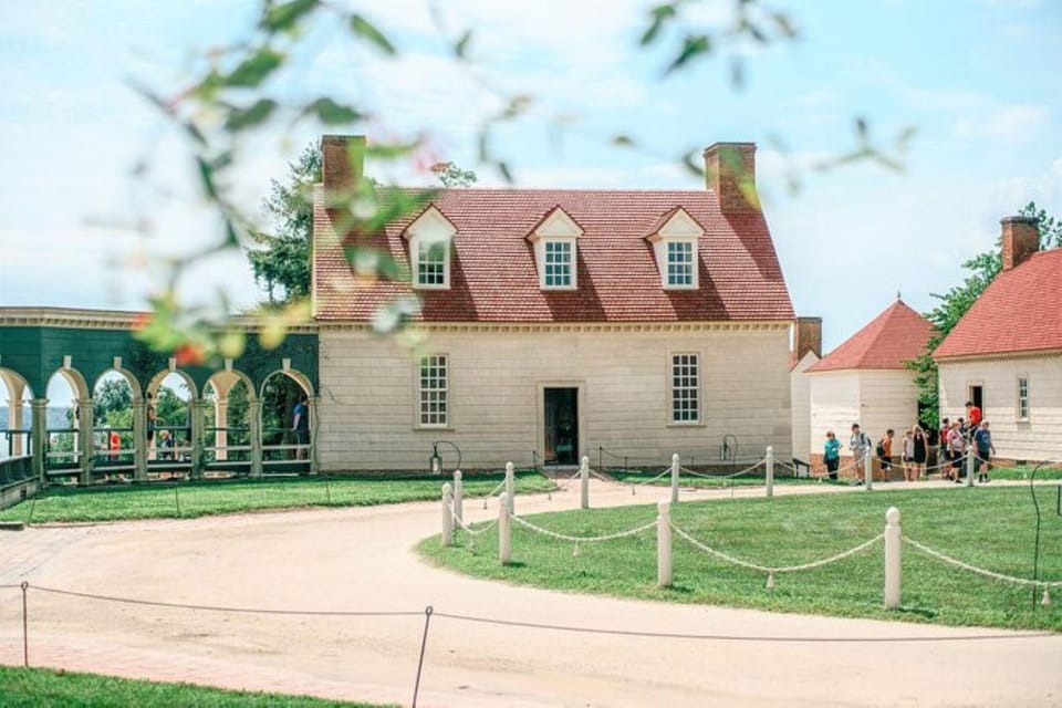 Washington DC: Mount Vernon and Old Town Alexandria Day Trip - The Drive Through Historic Landmarks: Getting Oriented Fast