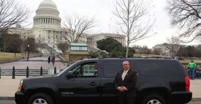 Washington DC: Multilingual Private Day or Evening SUV Tour - The multilingual guide system: English, Spanish, or Portuguese