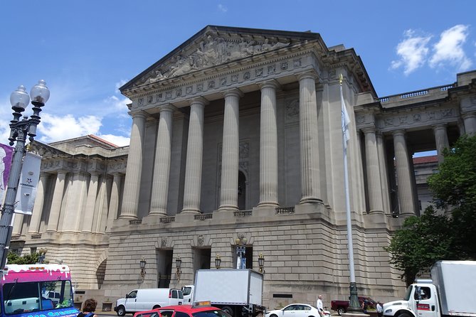 Washington DC Museums self-guided walking tour & scavenger hunt - Price and value for groups up to 6