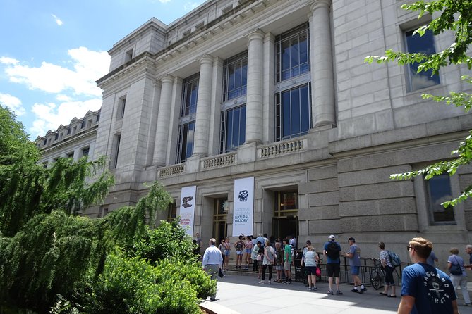Washington DC Museums self-guided walking tour & scavenger hunt - Stop-by-stop: museums and monuments across the Mall’s east side